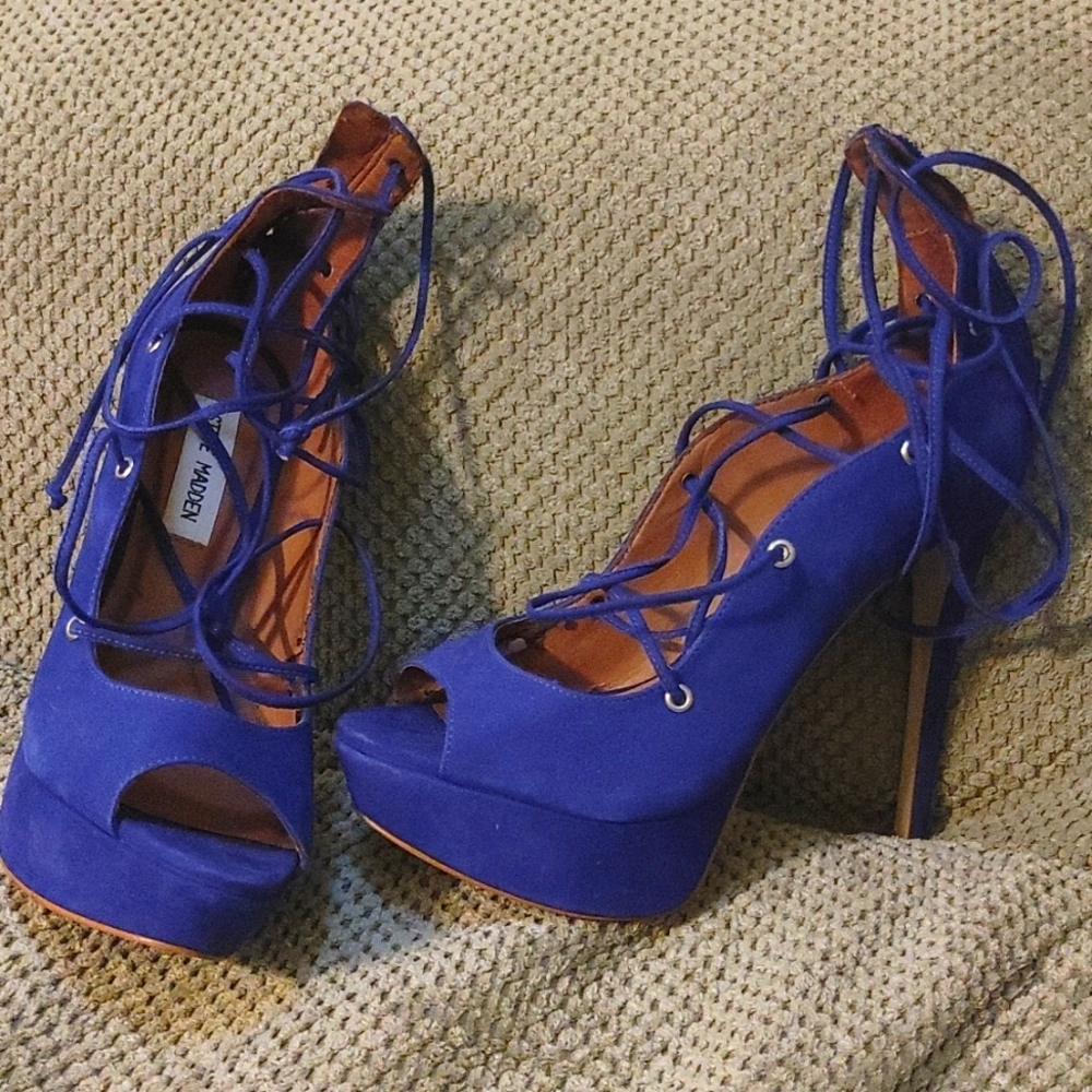 Steve Madden 7.5 blue